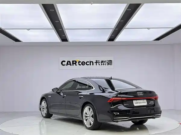 Audi A7L 2024