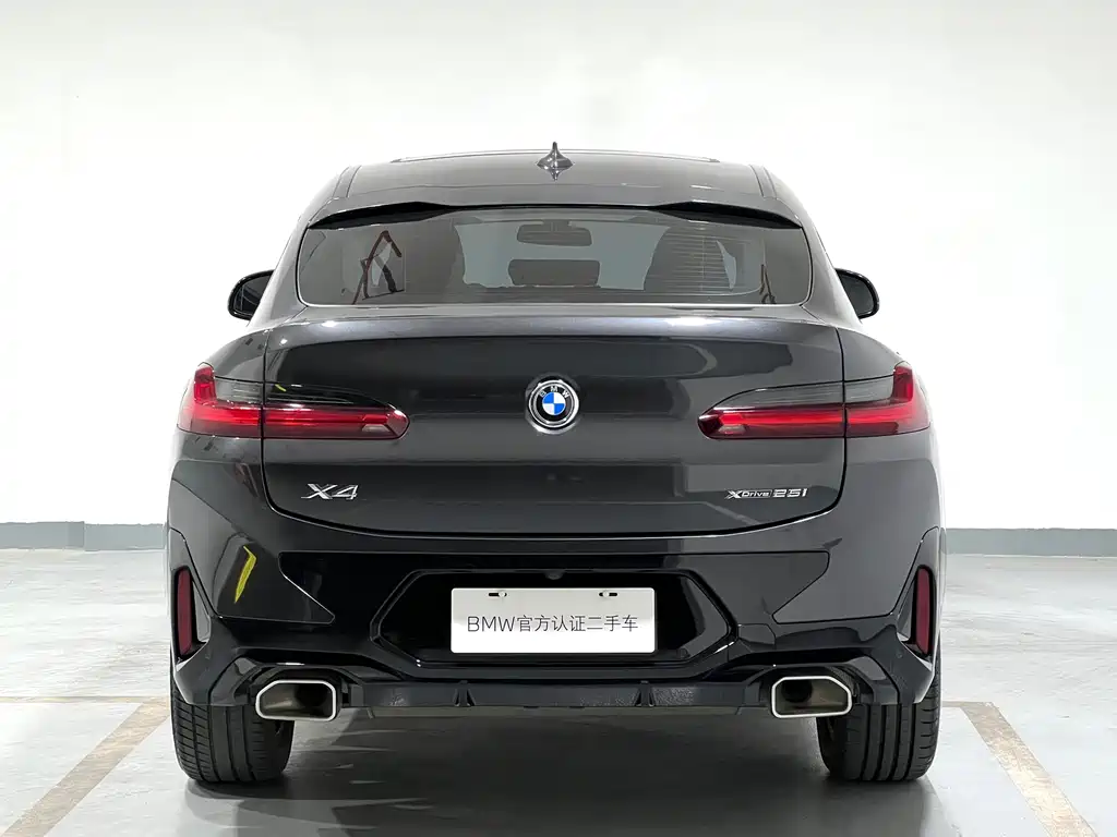 BMW X4 2023 — фото 8