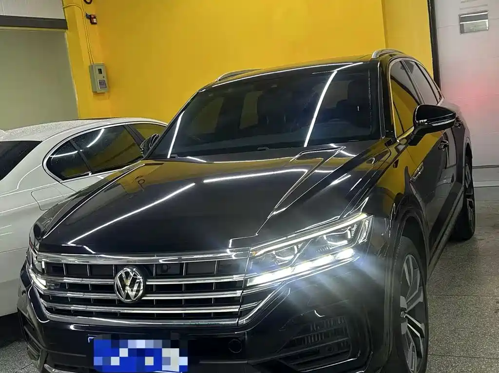 Volkswagen Touareg 2020 — фото 2