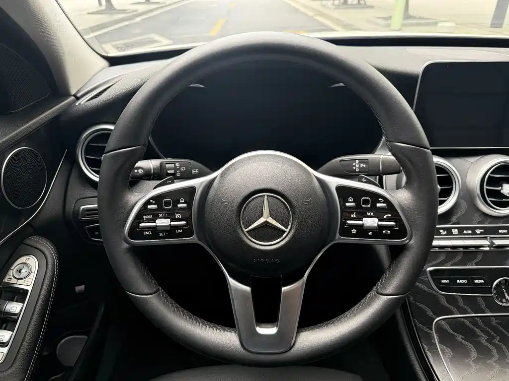 Mercedes-Benz C-Class 2021 — фото 13