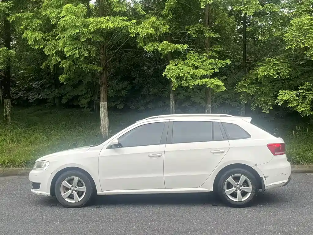Volkswagen Gran Lavida 2014