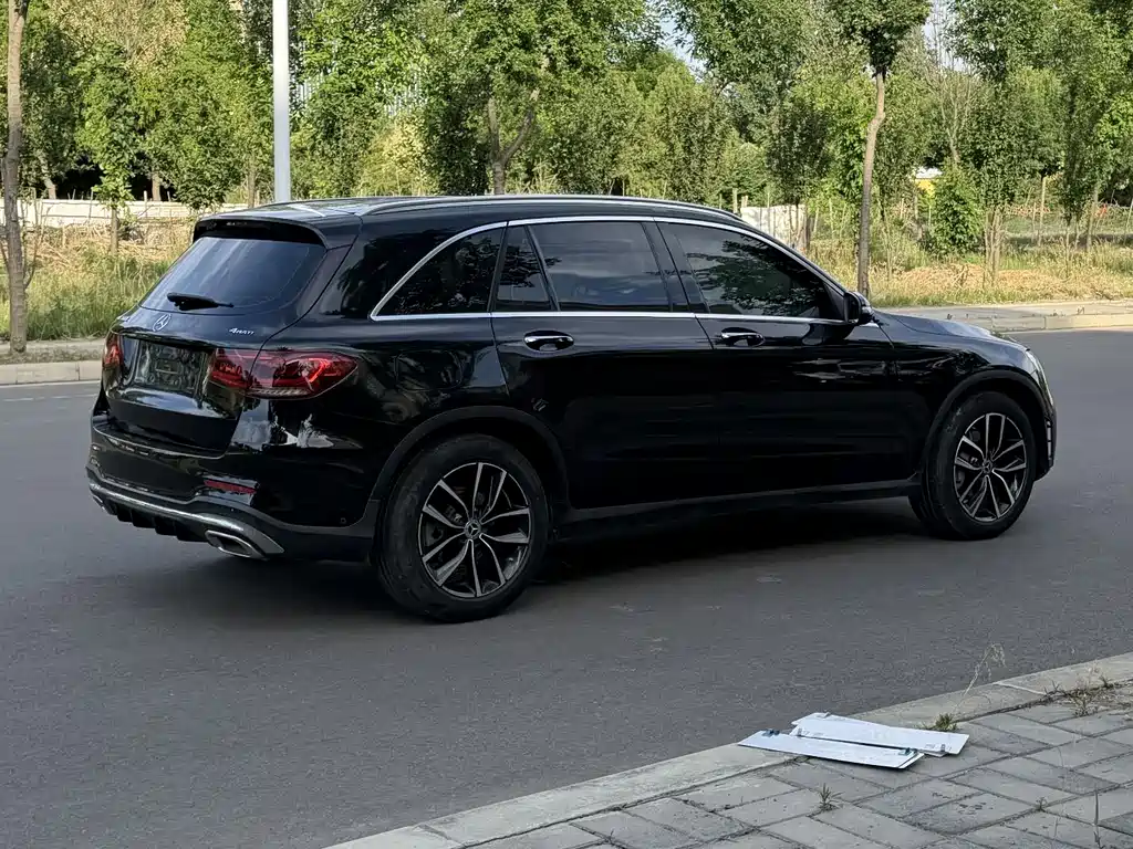 Mercedes-Benz GLC 2021 — фото 4