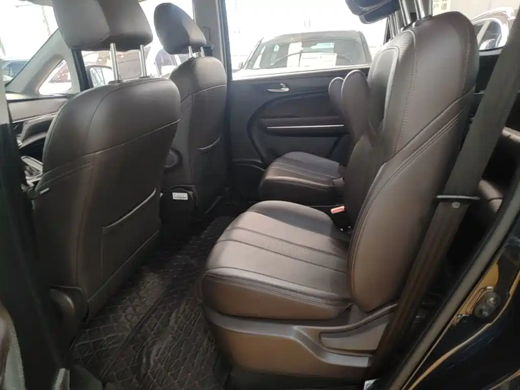 GAC Motor Trumpchi M6 2020 — фото 14