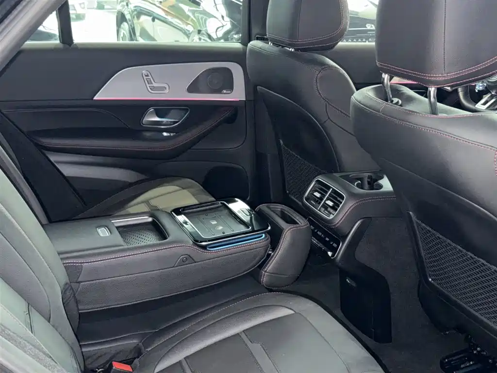 Mercedes-Benz GLE AMG 2025 — фото 24