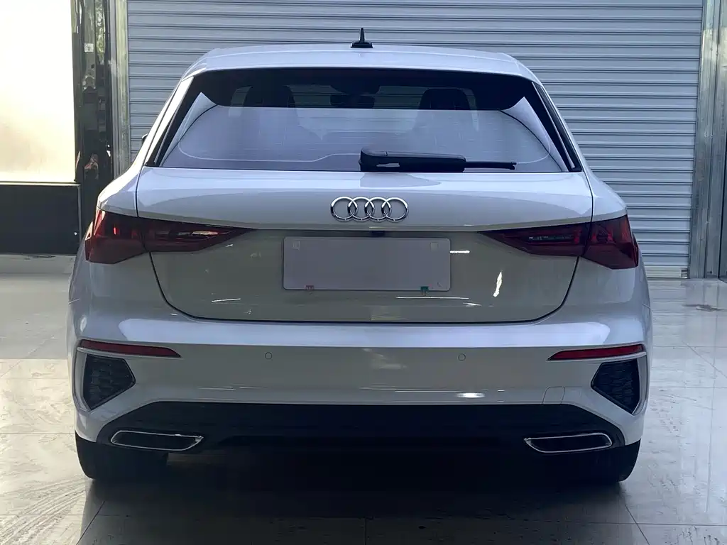 Audi A3 2021 — фото 8