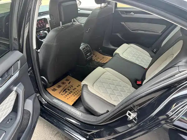 Volkswagen Magotan 2024