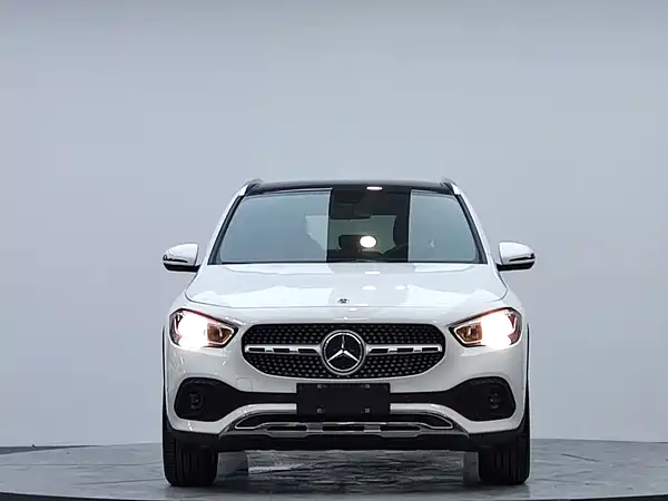 Mercedes-Benz GLA 2021