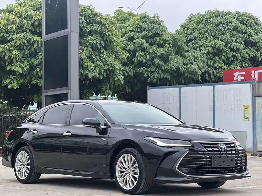 Toyota Avalon 2023 — фото 2