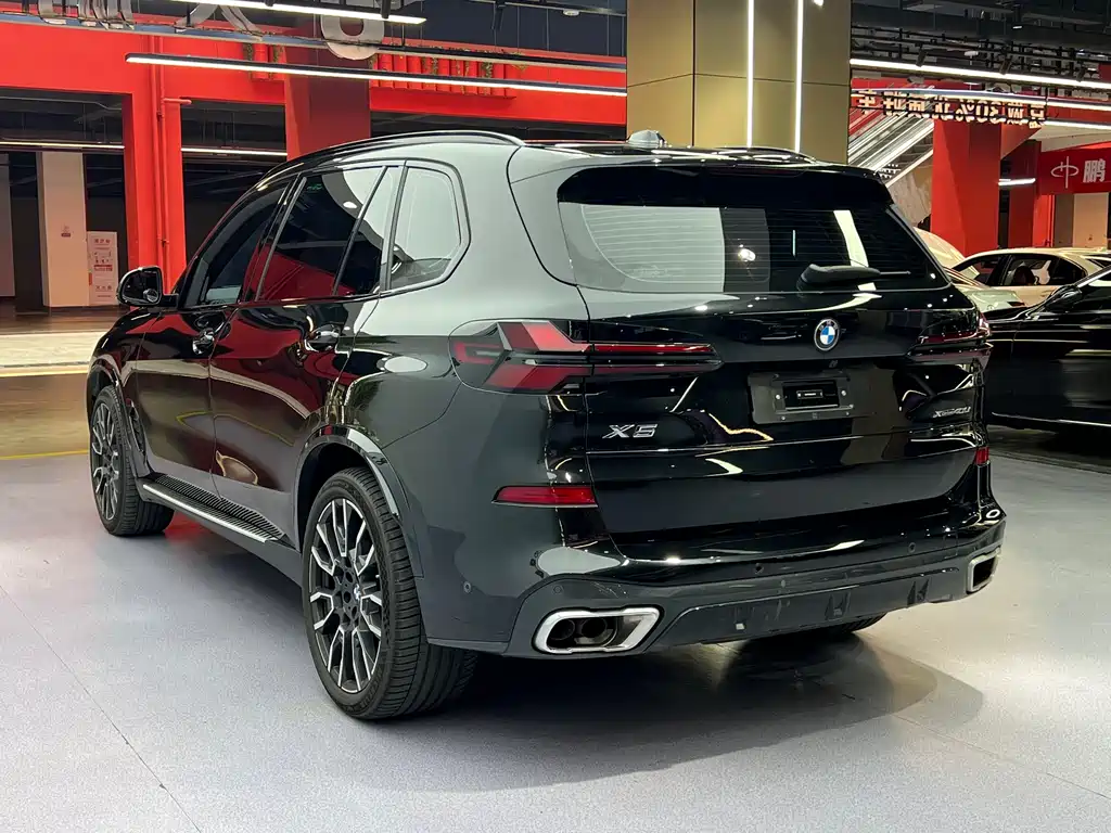 BMW X5 2025 — фото 16