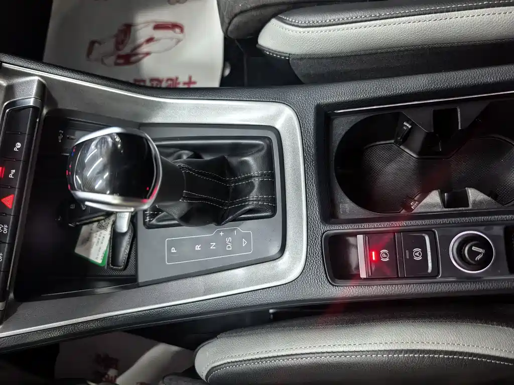 Audi Q3 2022 — фото 21