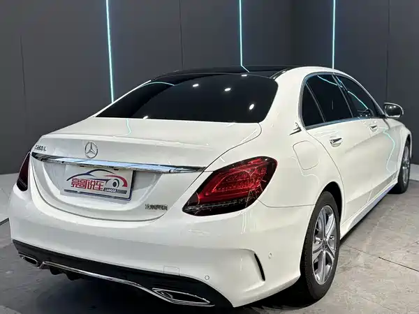 Mercedes-Benz C-Class 2021