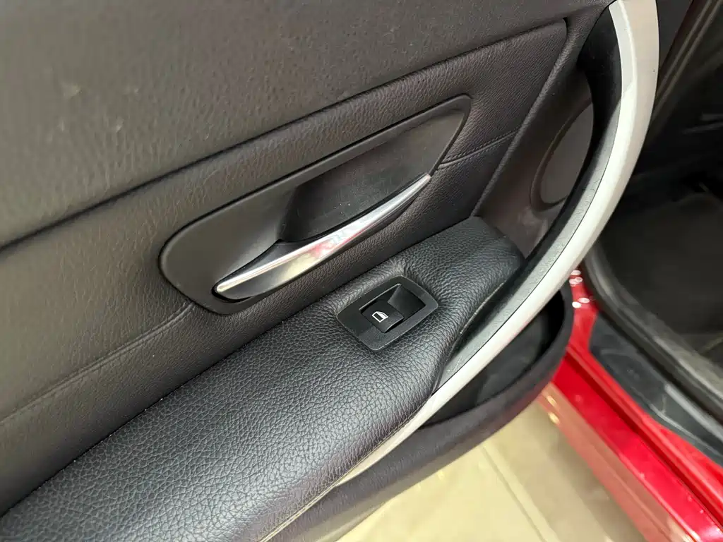 BMW 3 Series 2013 — фото 17
