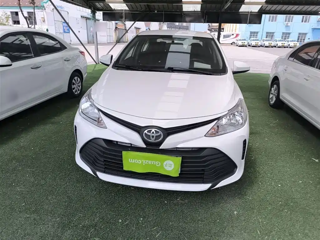 Toyota Vios 2017 — фото 3