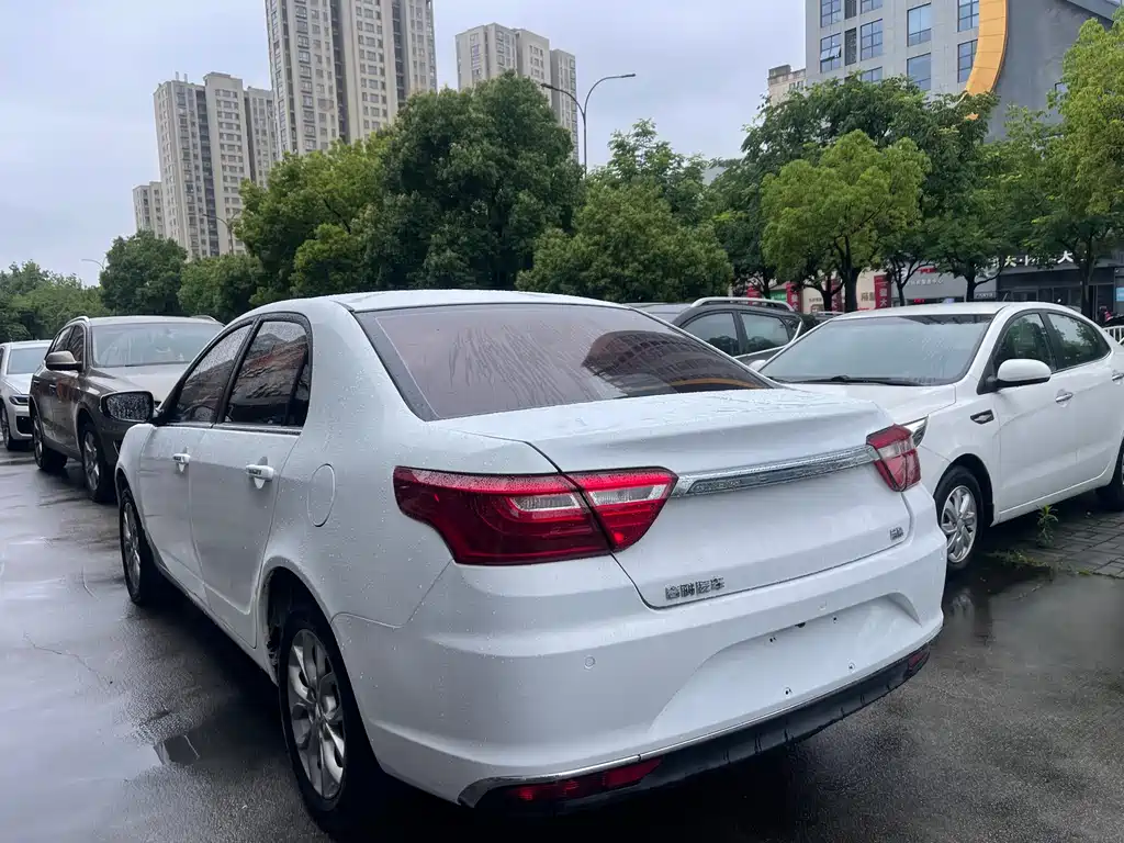 Geely Vision 2018 — фото 9