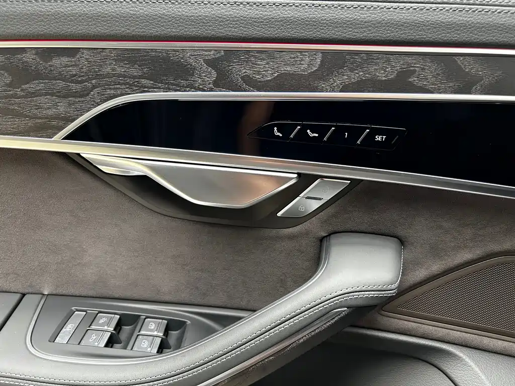 Audi A8 2026 — фото 21
