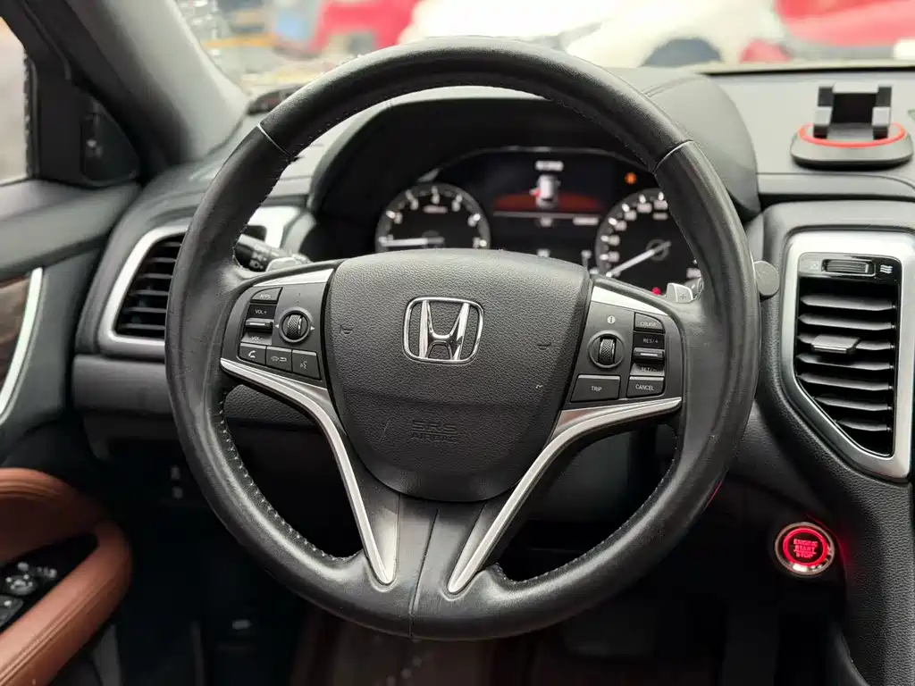 Honda UR-V 2018 — фото 11