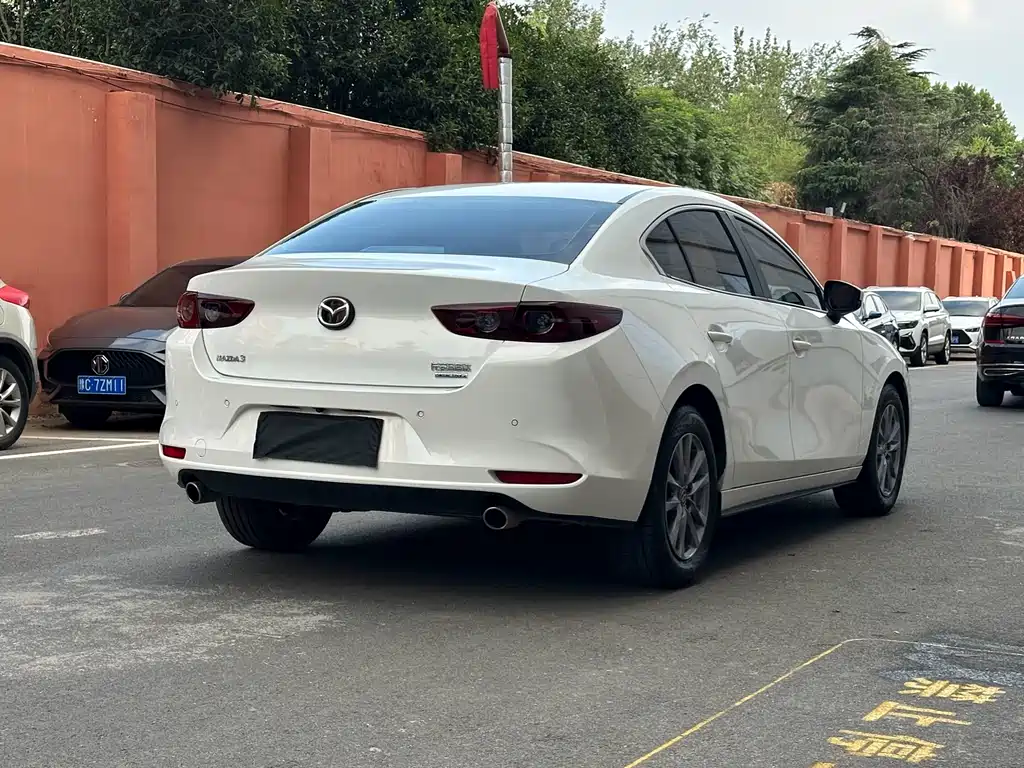 Mazda 3 Angkesela 2021