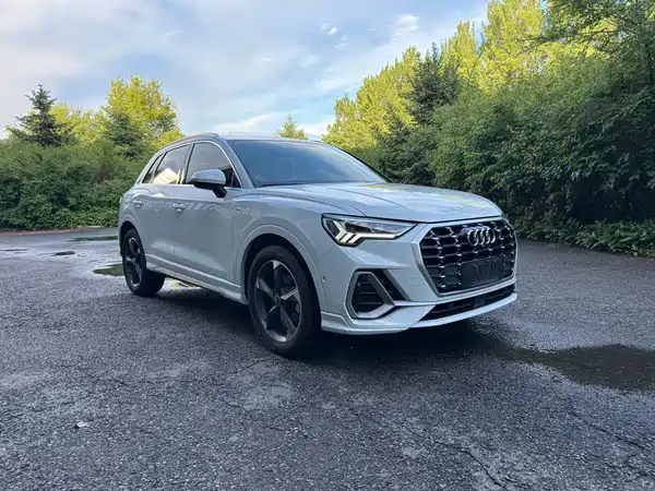 Audi Q3 2022