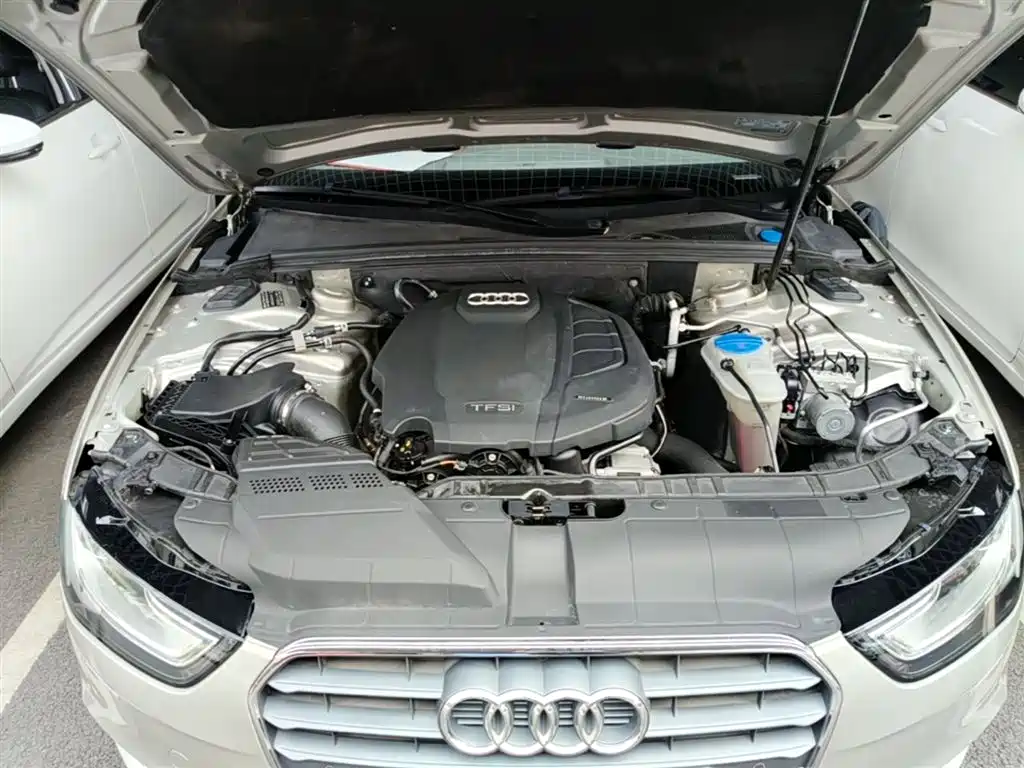 Audi A4L 2015 — фото 20