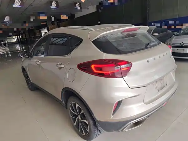Geely Emgrand GS 2020