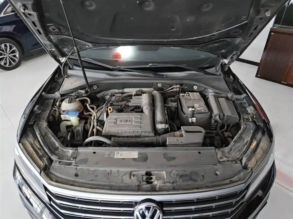 Volkswagen Passat 2018 — фото 20