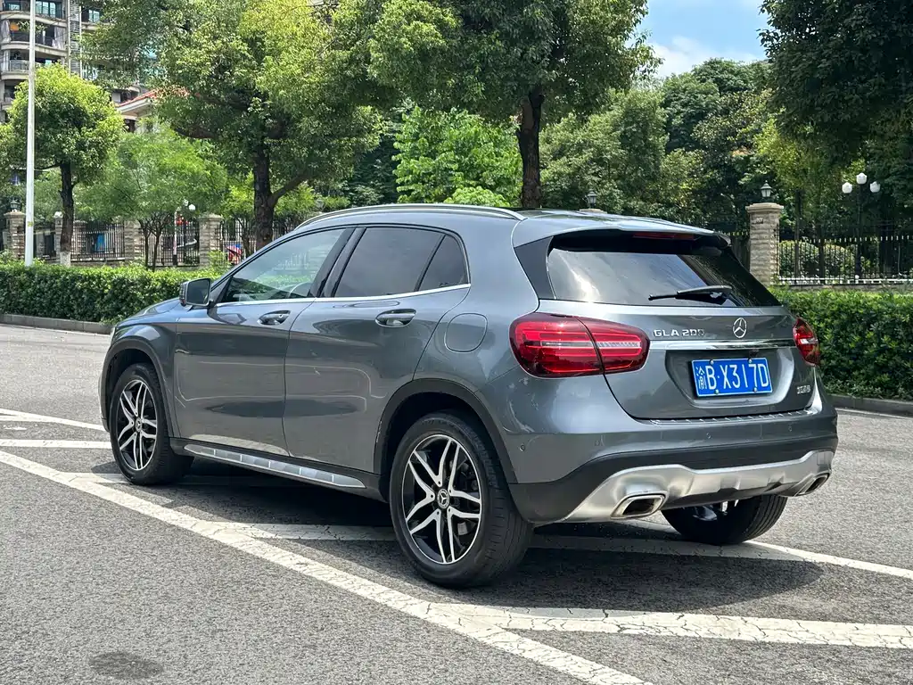 Mercedes-Benz GLA 2017 — фото 11