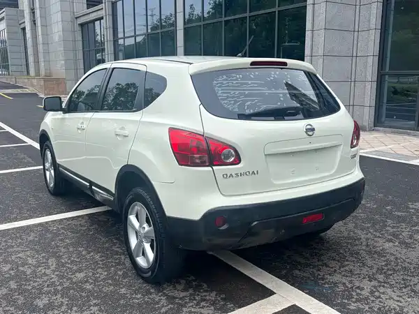Nissan Qashqai 2015