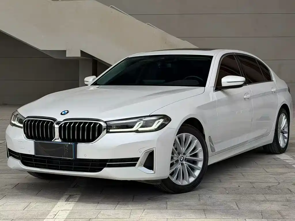 BMW 5 Series 2022