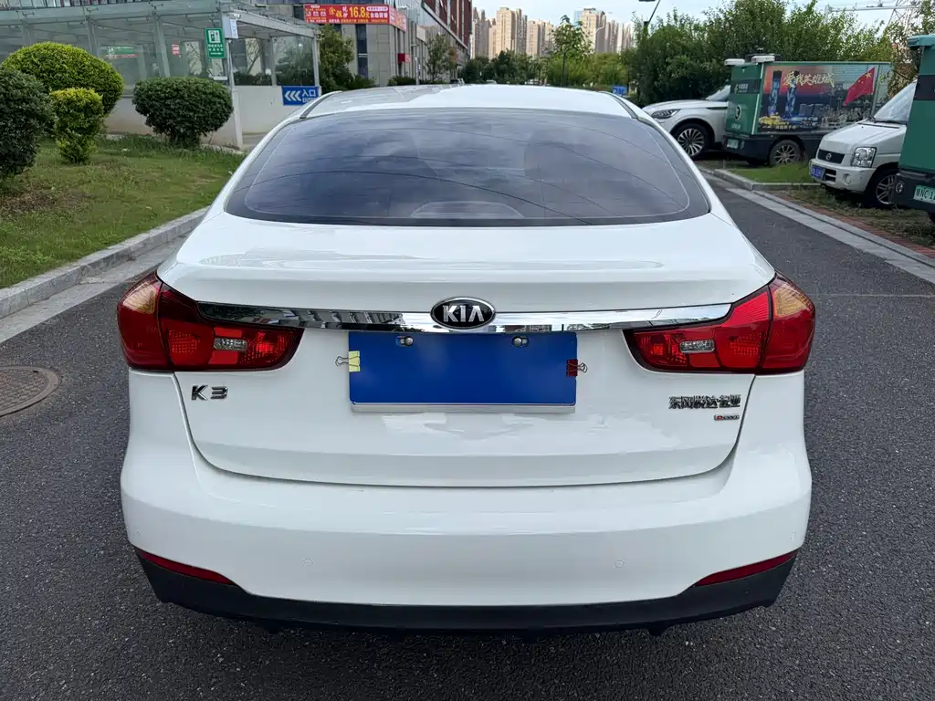 Kia K3 2015
