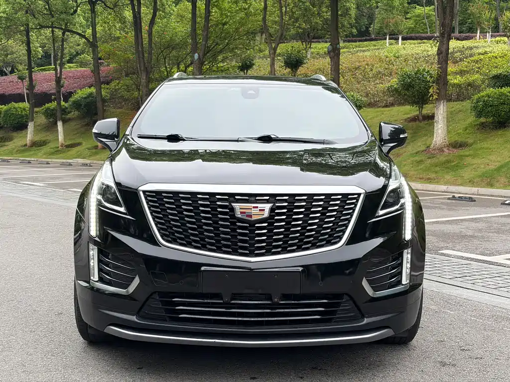Cadillac XT5 2021 — фото 2