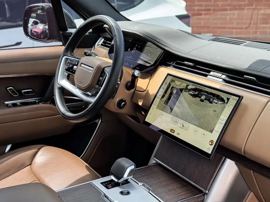 Land Rover Range Rover 2024 — фото 10
