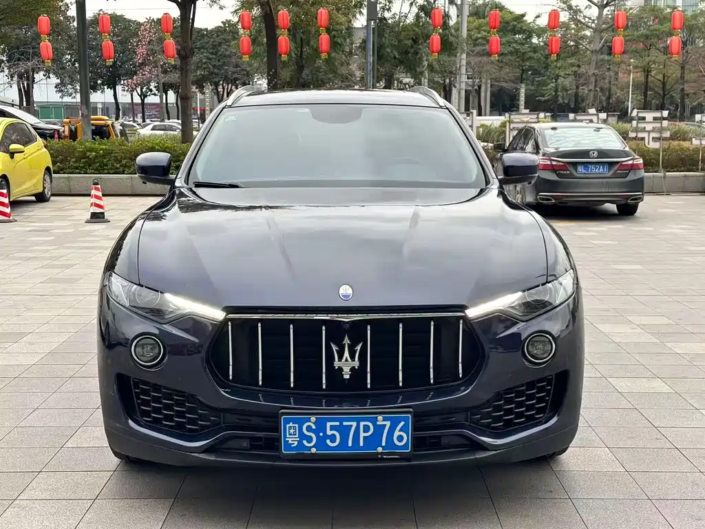 Maserati Levante 2020 — фото 1