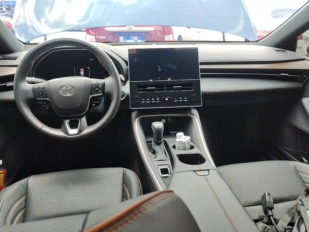 Toyota Avalon 2024 — фото 10
