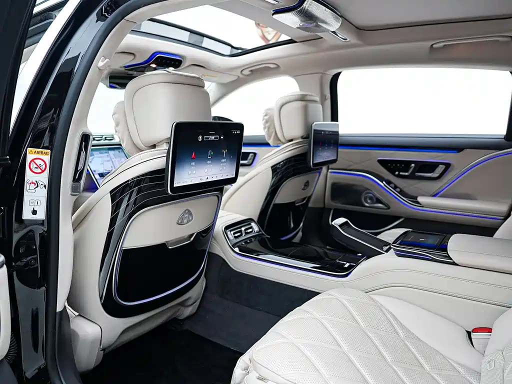 Mercedes-Benz S-Class 2024 — фото 16