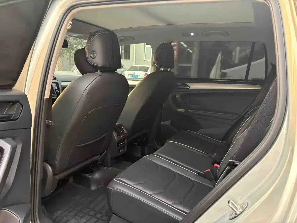 Volkswagen Tiguan L 2018 — фото 6