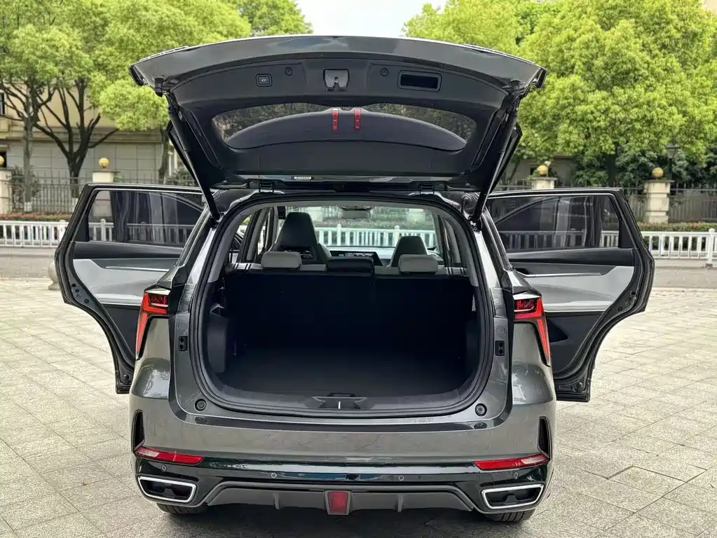 Changan CS75 PLUS 2023 — фото 10