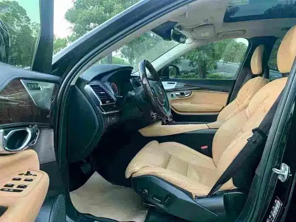 Volvo XC90 2016