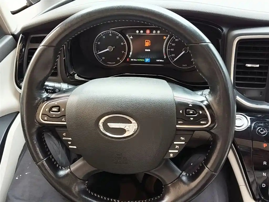 GAC Motor Trumpchi M8 2019 — фото 11