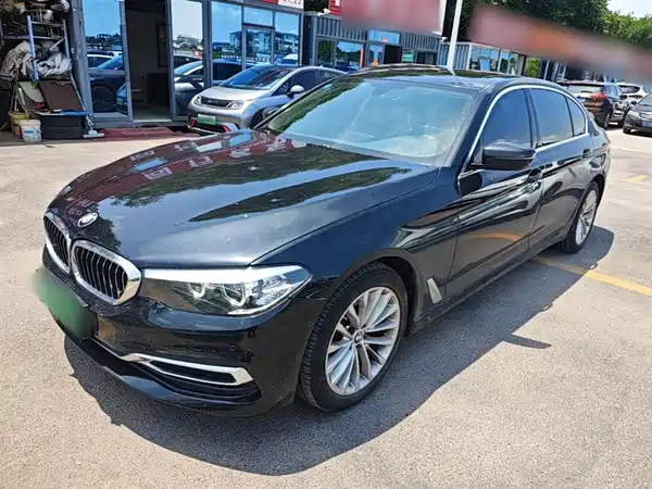 BMW 5 Series 2019