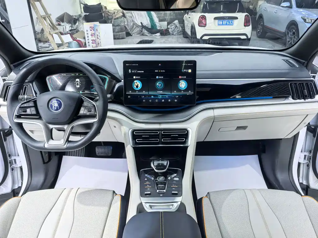 BYD Song PLUS New Energy 2023 — фото 5