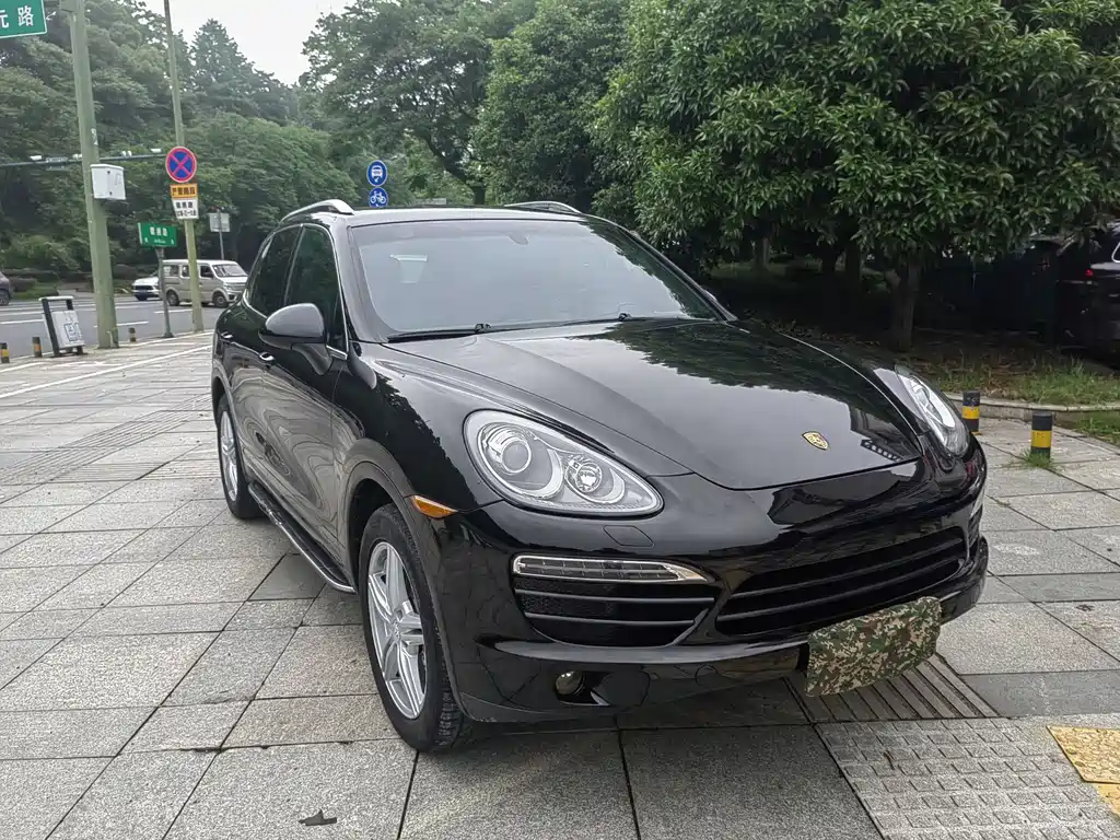 Porsche Cayenne 2013 — фото 2