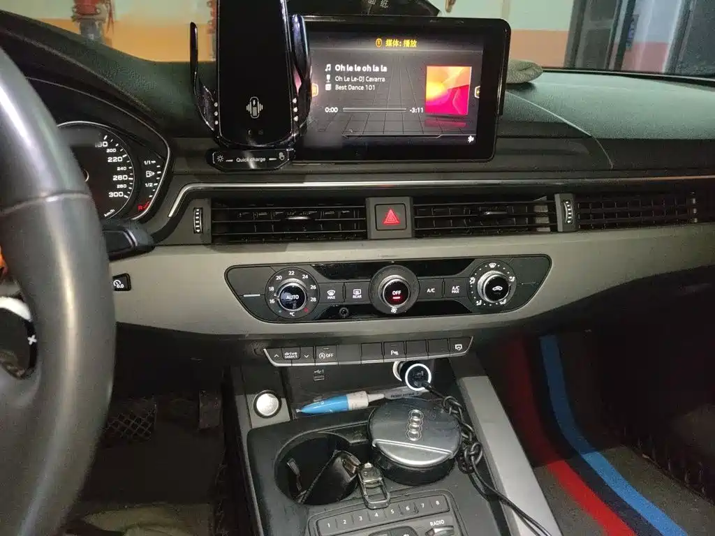 Audi A4L 2019