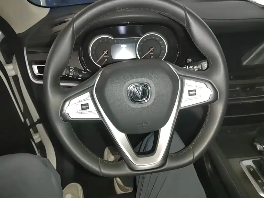 Changan CS35PLUS 2020 — фото 11