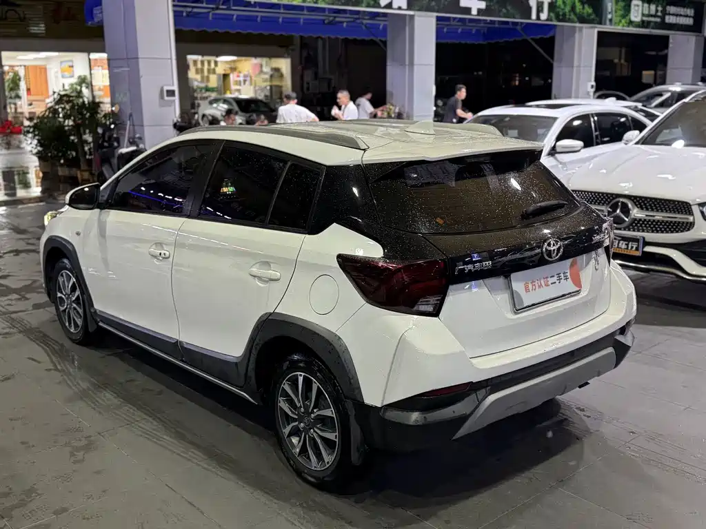 Toyota Yaris L 2020