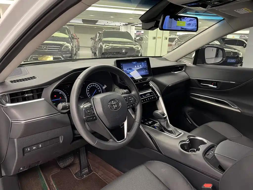 Toyota Harrier 2024 — фото 10