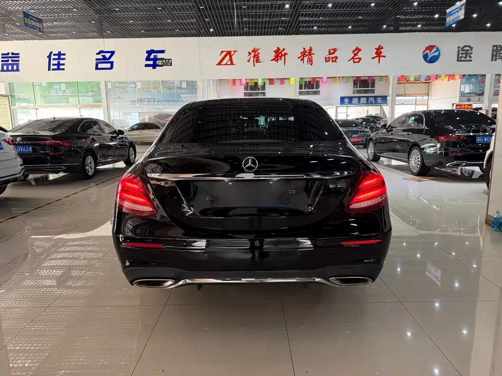 Mercedes-Benz E-Class 2020 — фото 16