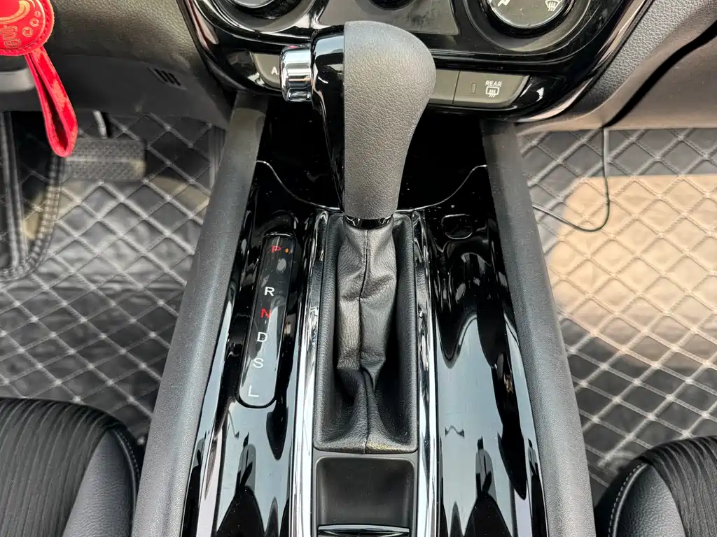 Honda Vezel 2019 — фото 12
