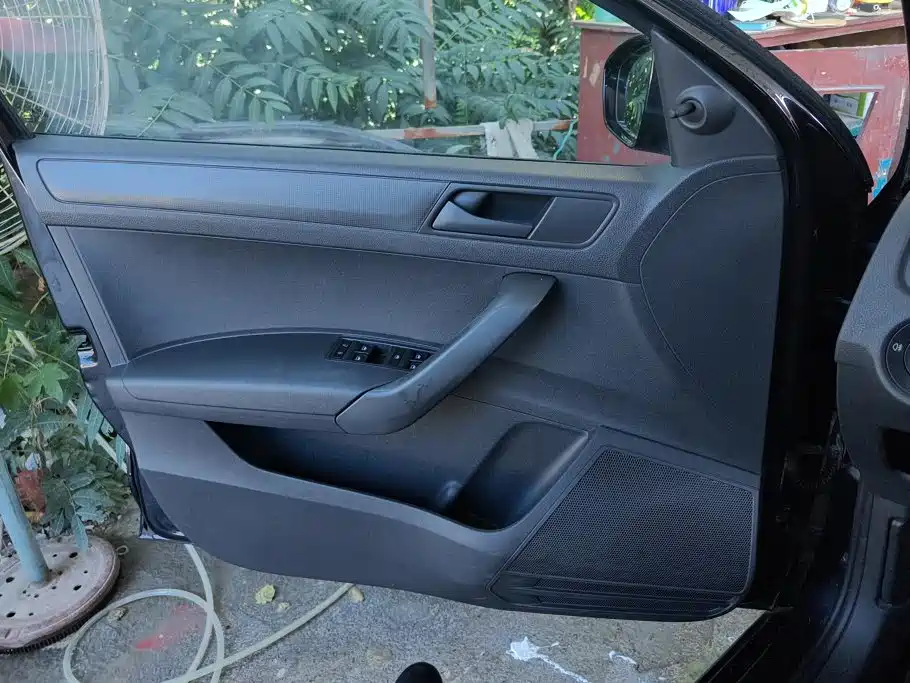 Volkswagen Santana 2013