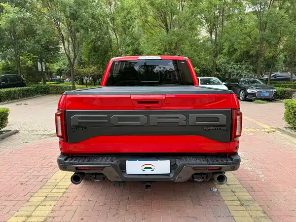 Ford F-150 Raptor 2020