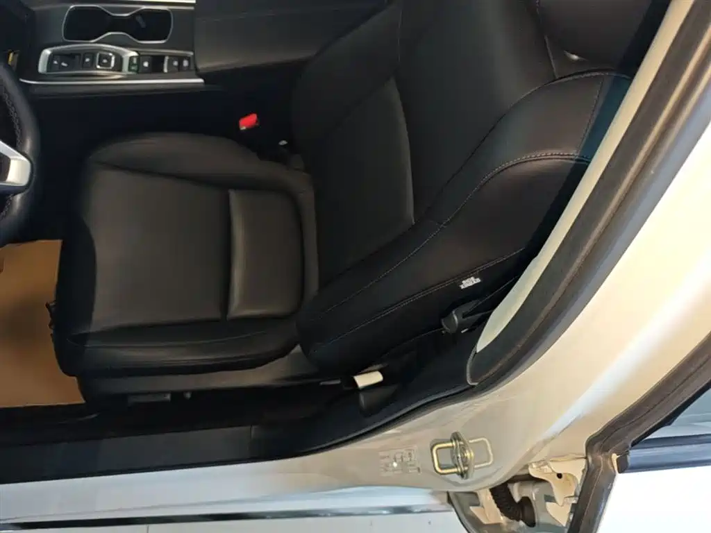 Honda Accord 2023 — фото 15